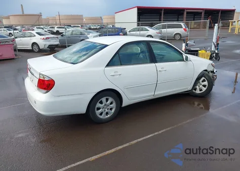 2006 Toyota Camry Le V6/Xle V6 z USA, uszkodzony, nr VIN JTDBF32K860167626